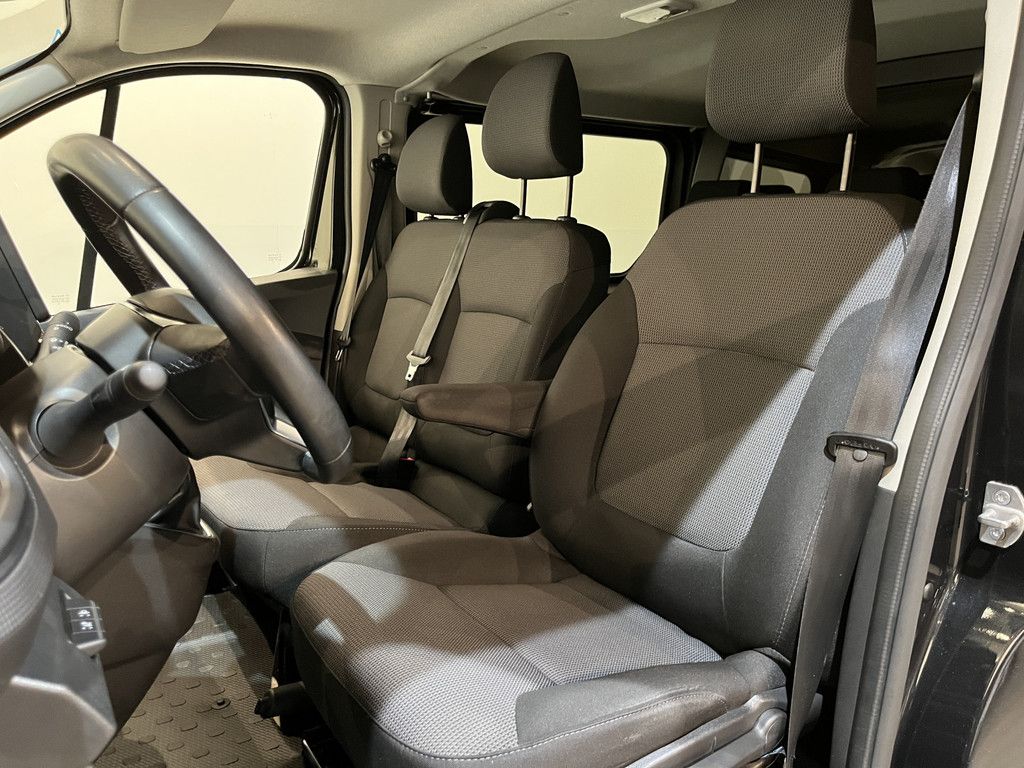 Renault Trafic 2.0 dCi 150 PK L2H1 DC Dubbel Cabine Automaat Work Edition / Euro 6 / Airco / Cruise Control / CarPlay / Trekhaak / LMV / PDC / 45.600 KM !!