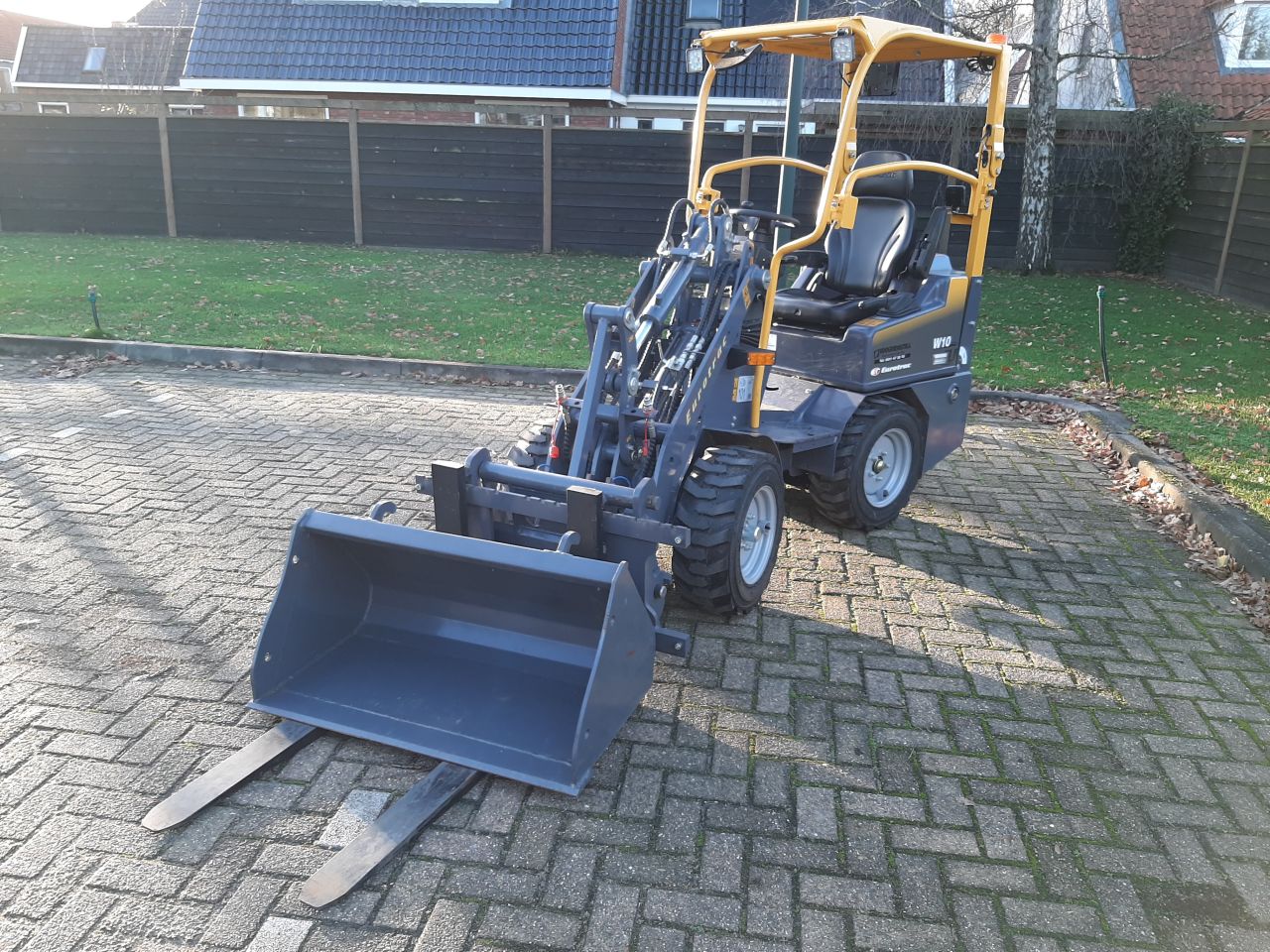 Eurotrac W10 zeer compacte shovel / kniklader - Lease evt.