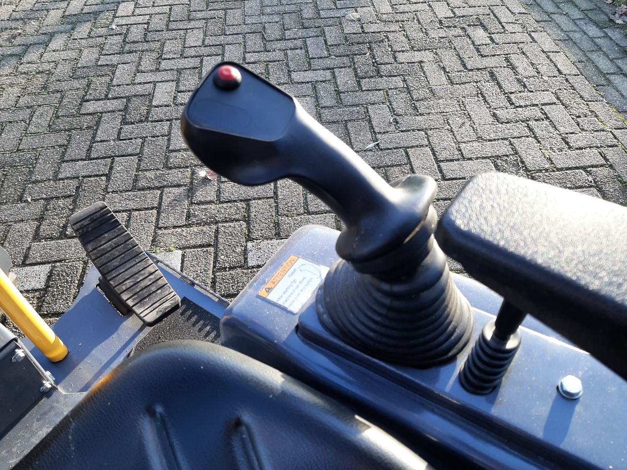 Eurotrac W10 zeer compacte shovel / kniklader - Lease evt.