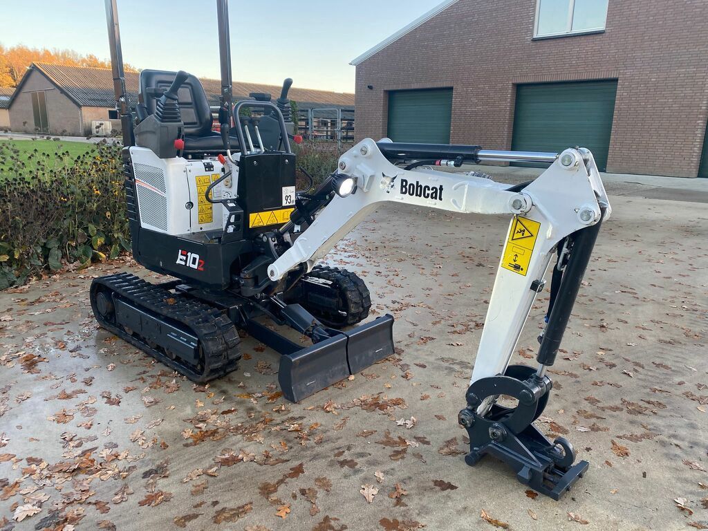 Bobcat e10z minigraver