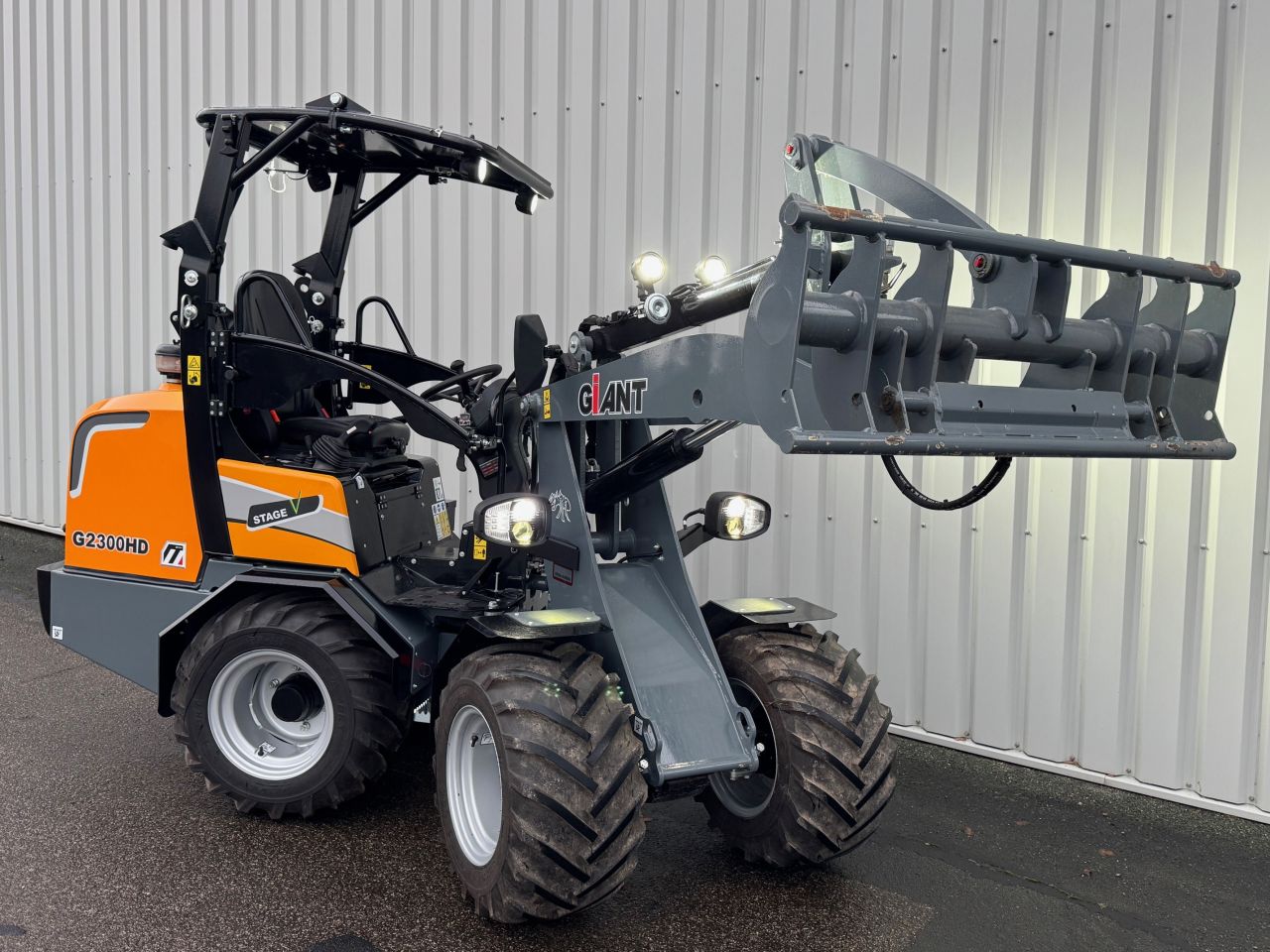 Giant G2300HD Landbouw uitvoering