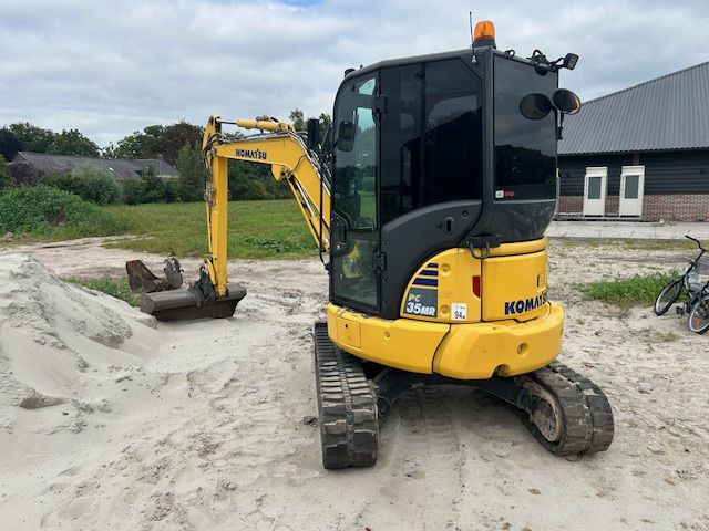 Komatsu PC 35 MR