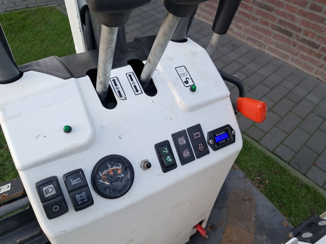 Minigraver Bobcat E10Z ( Bj 2022 ) Sloop-sorteer / Minikraan