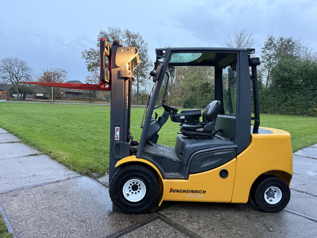 Jungheinrich 3.5 tonner diesel triplex containermast Sideshift