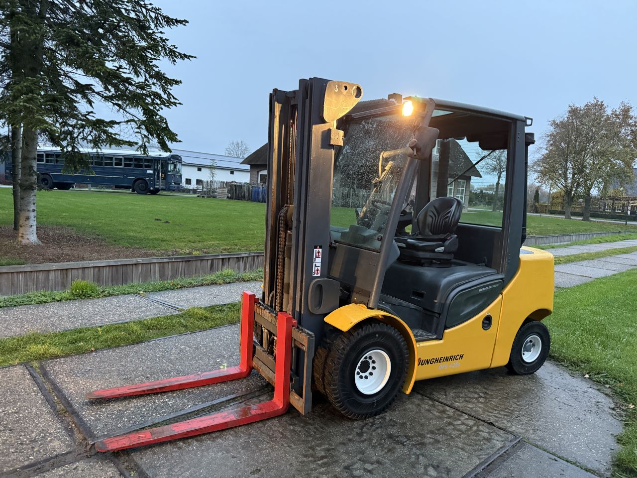 Jungheinrich 3.5 tonner diesel triplex containermast Sideshift