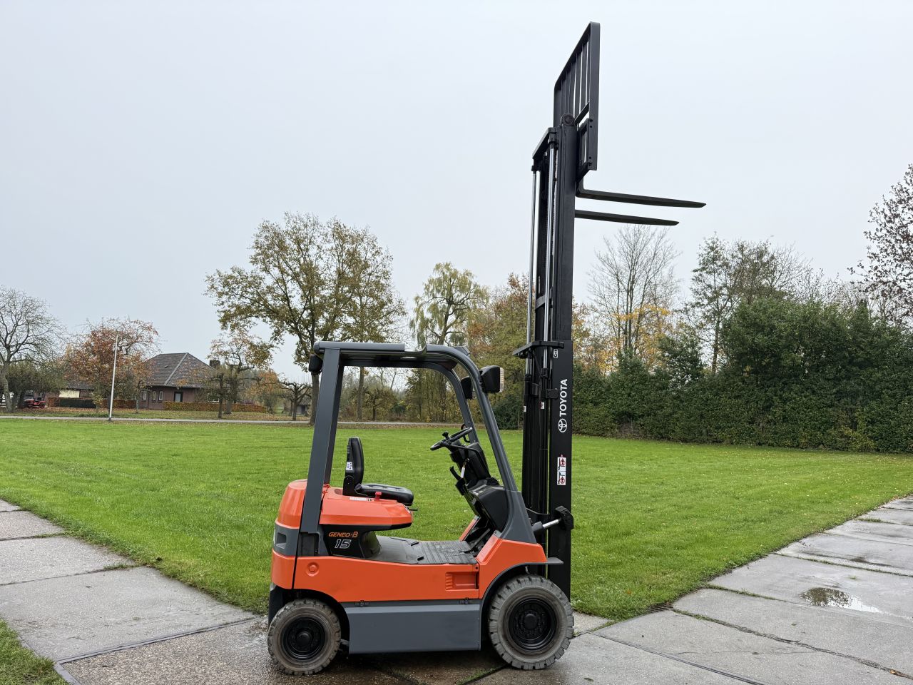 Toyota 1500KG elektrische Heftrudk nieuwe non marking banden