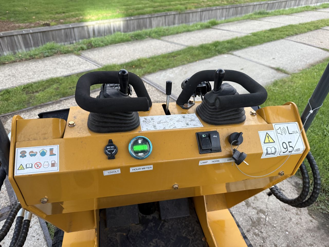 Nieuwe Skidster schranklader op rupsen + extra hydrauliek