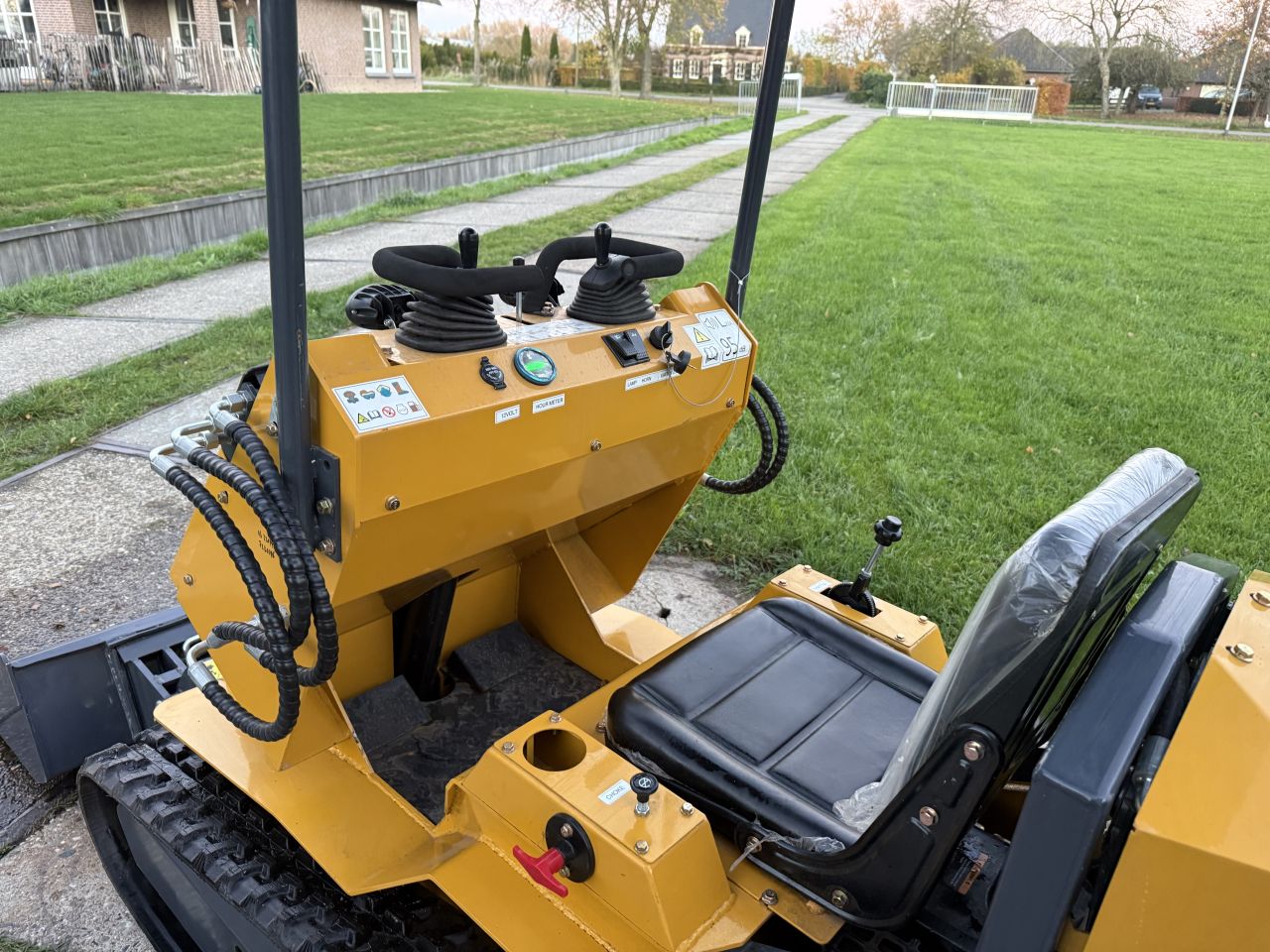 Nieuwe Skidster schranklader op rupsen + extra hydrauliek