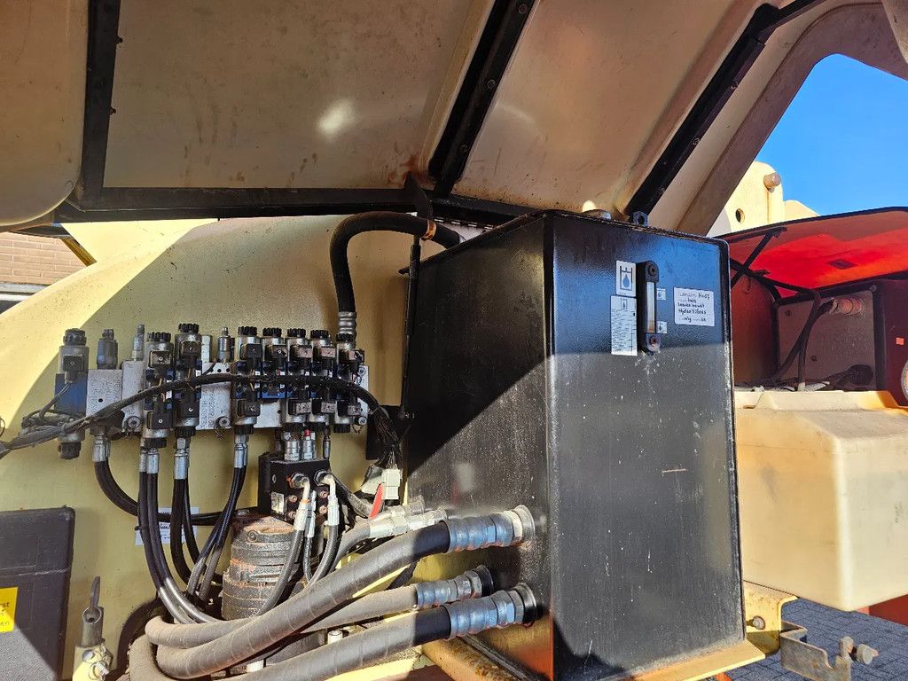 JLG 460 sj hoogwerker met jib