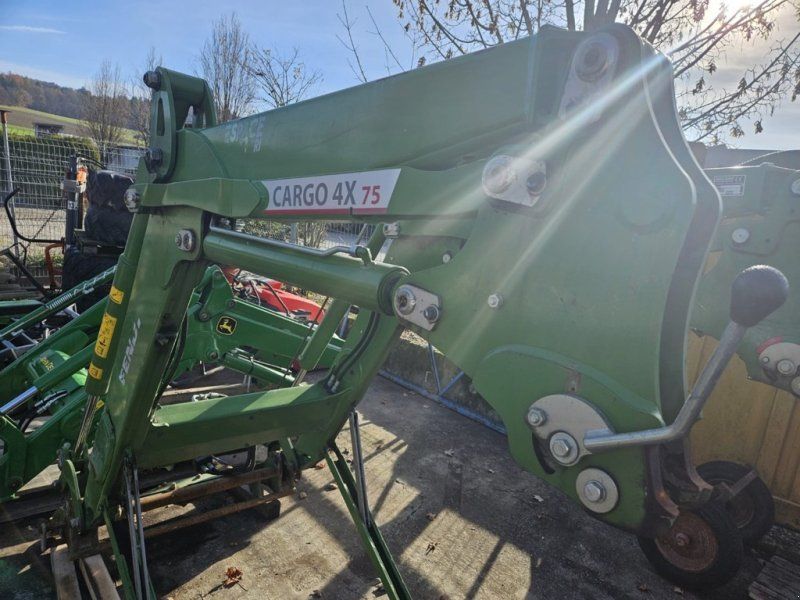 Fendt 4 x 75