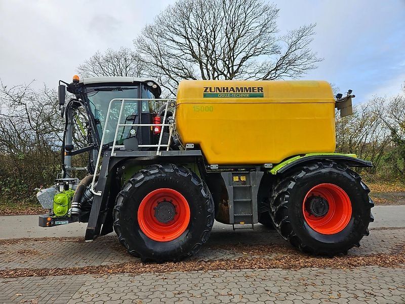 Claas Xerion Saddletrac 3800 