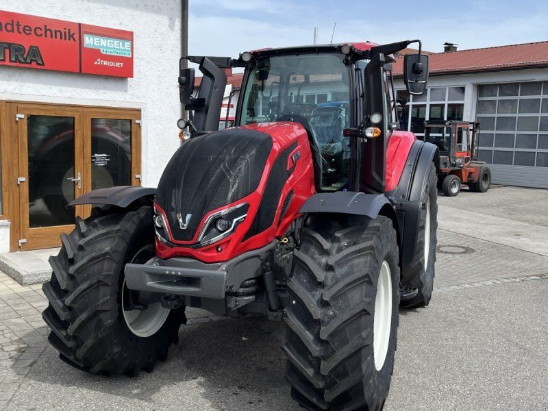 Valtra T145 Active