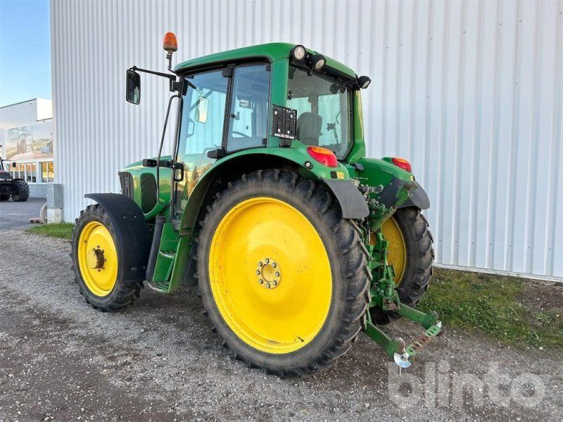 John Deere 6320