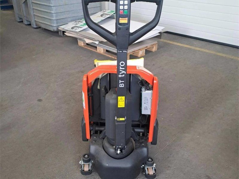 Toyota LHE 130 castor