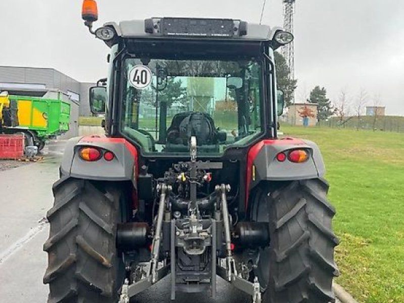 Massey Ferguson 4708