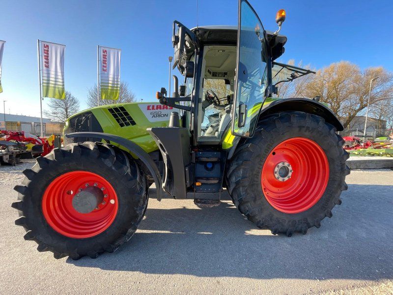 Claas Arion 650 CIS+