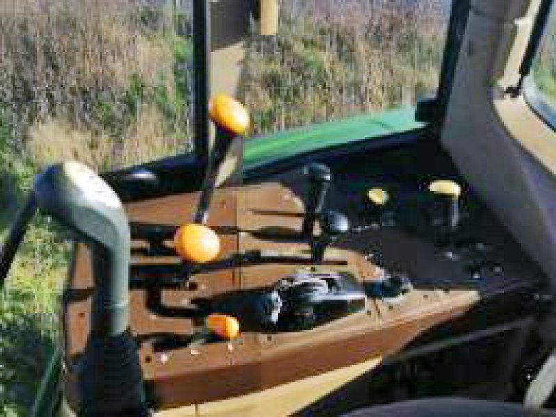 John Deere 6110 Frontlader+Druckluft