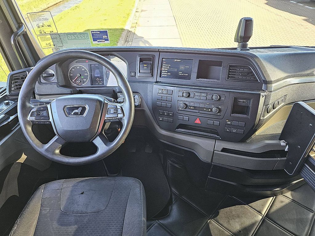 M.A.N. 26.470 TGX tg3 gm 6x2/2 bl