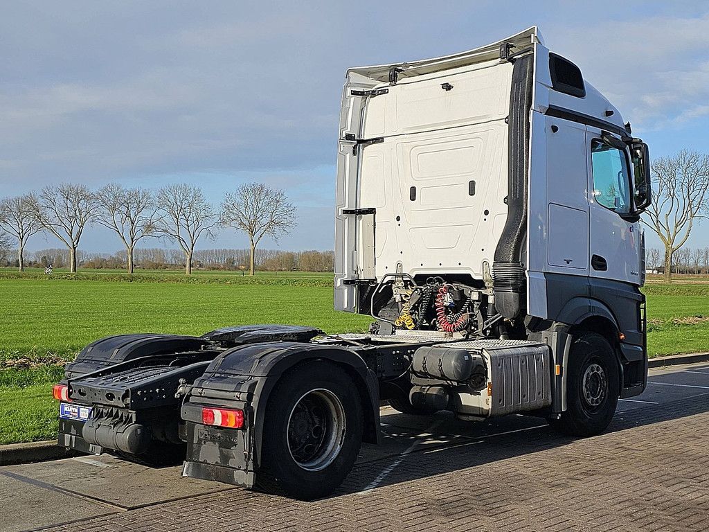 MERCEDES-BENZ ACTROS 1946 LS