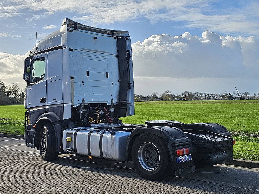 MERCEDES-BENZ ACTROS 1946 LS