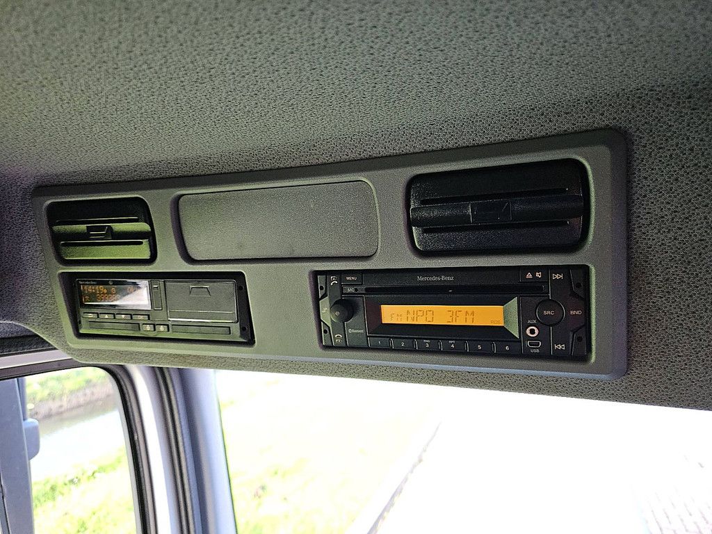 MERCEDES-BENZ ATEGO 1524 taillift airco