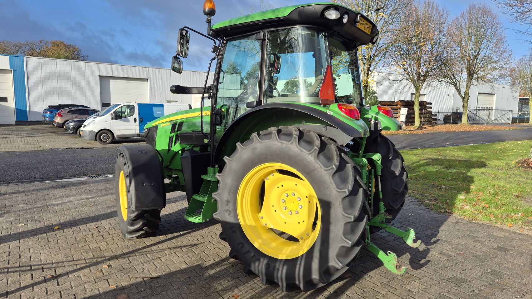 JOHN DEERE 5090R CQ 40Kmh. 2018 met 3300 uur!