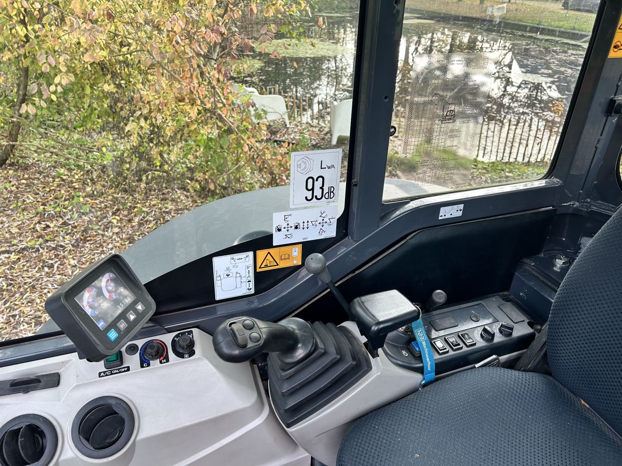 Kobelco SK28SR-6E Stage V