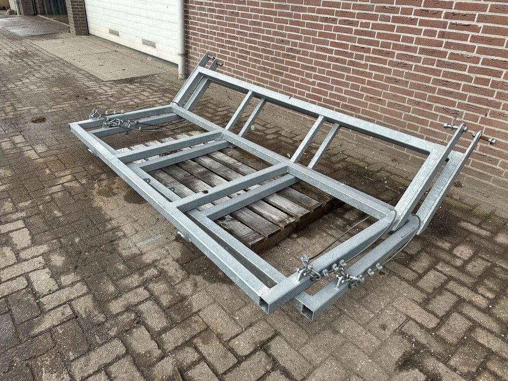 Hooihekken other spare body part for bale trailer