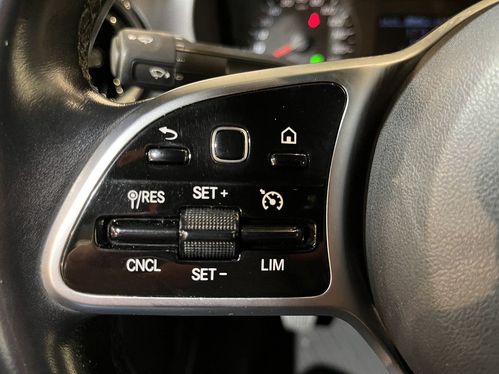 Mercedes-Benz Sprinter 317 CDI L2 RWD DC Dubbel Cabine Open Laadbak / Euro 6 / Trekhaak 3500 KG / Airco / Cruise Control / CarPlay / DC 6 Pers. / 71.300 KM !!