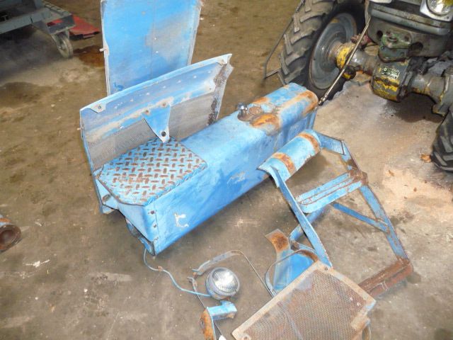 Onderdelen ford 8210 en tw serie