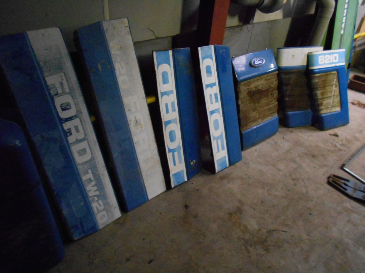 Onderdelen ford 8210 en tw serie