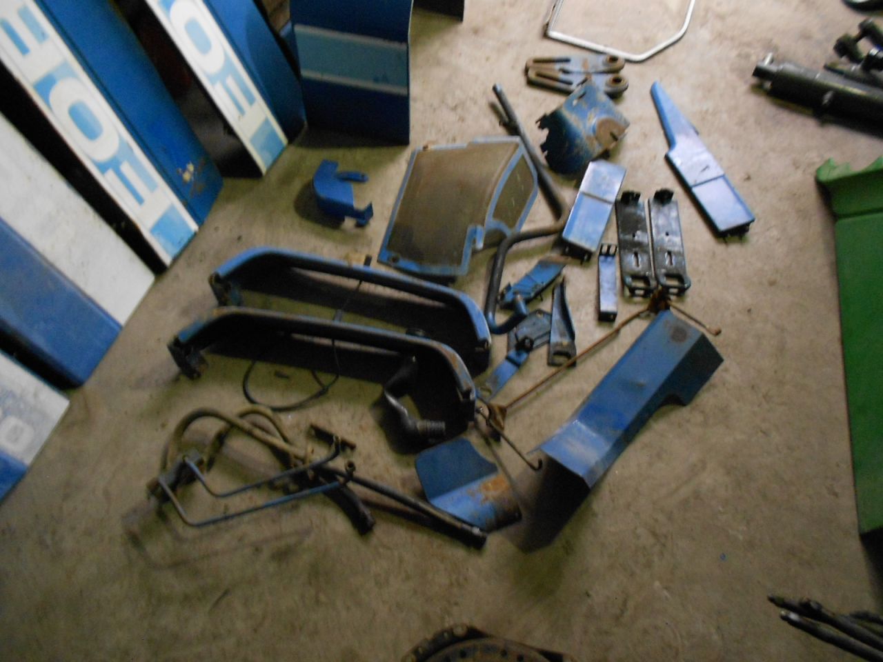 Onderdelen ford 8210 en tw serie