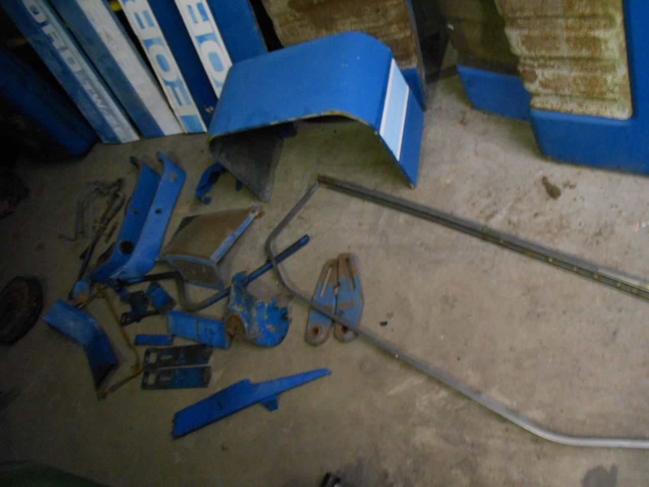 Onderdelen ford 8210 en tw serie