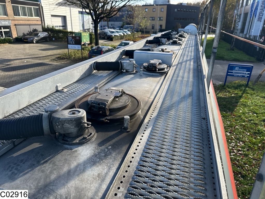 Trailor tank 39867 liter, 9 Comp