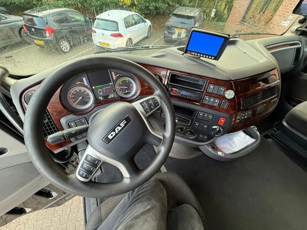 DAF XF 440 6x2 Hyva Haakarm Stuuras 660.119KM! NL Truck APK 03-2026