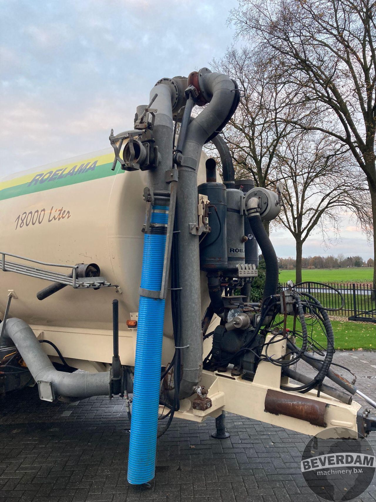 Roelama DT18 + 8M zodenbemester