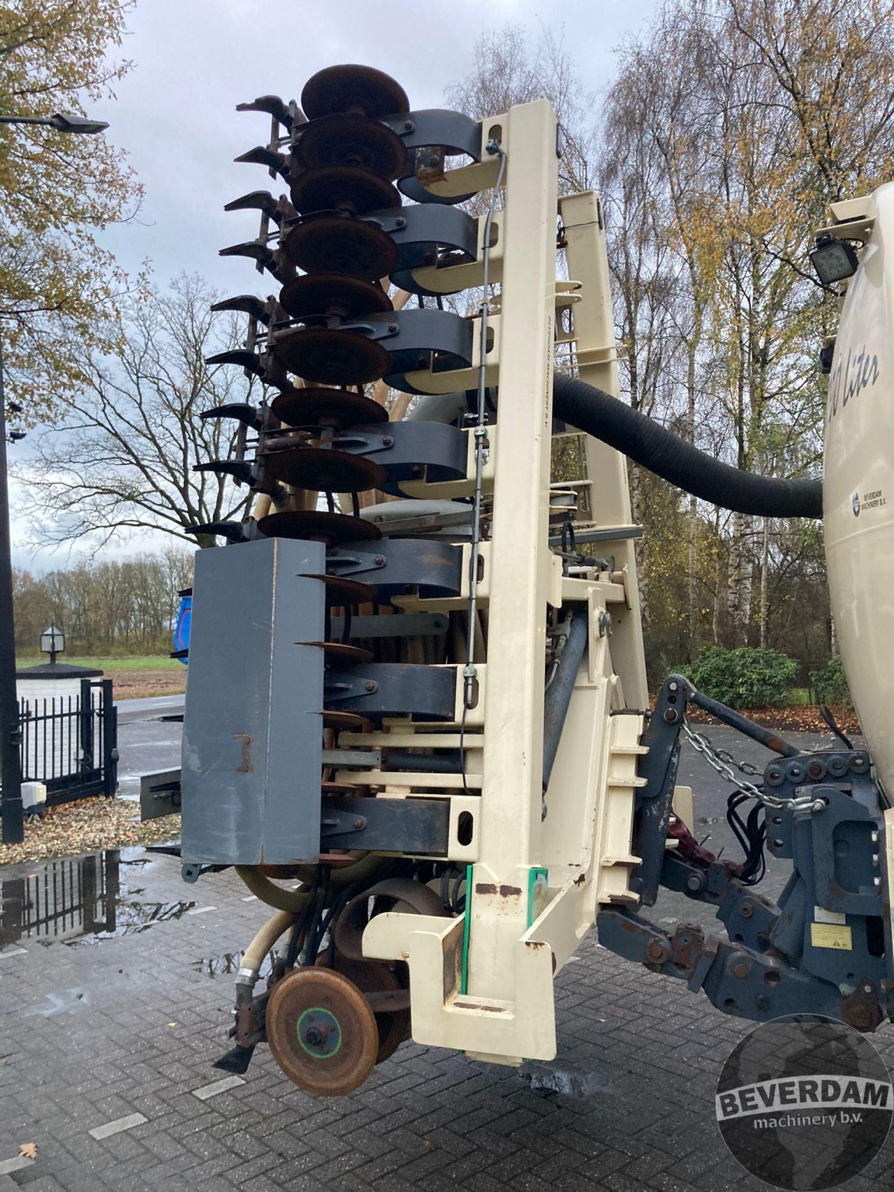 Roelama DT18 + 8M zodenbemester