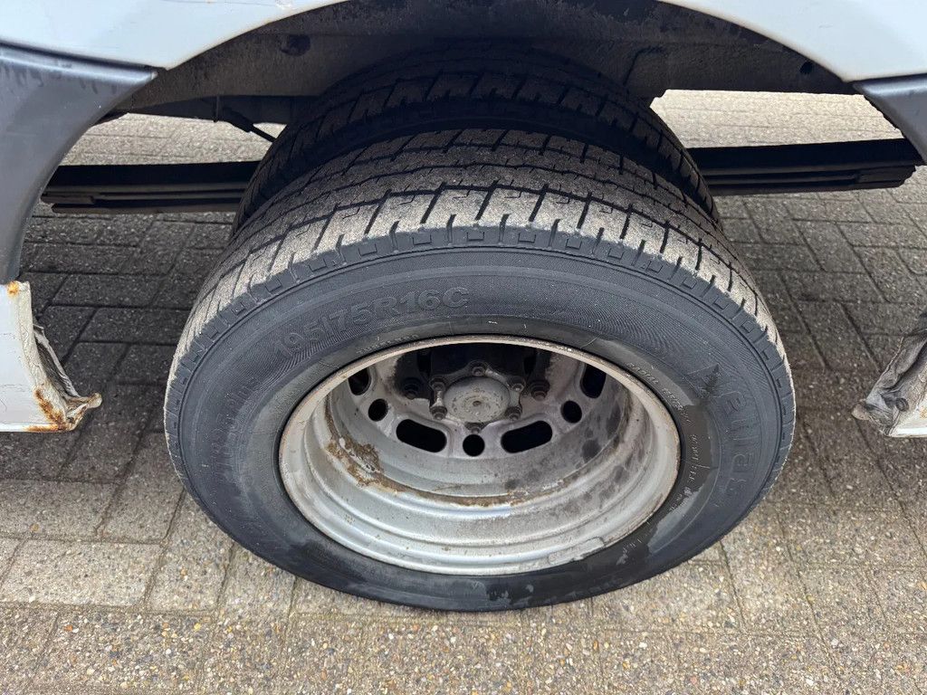 Mercedes-Benz SPRINTER 511