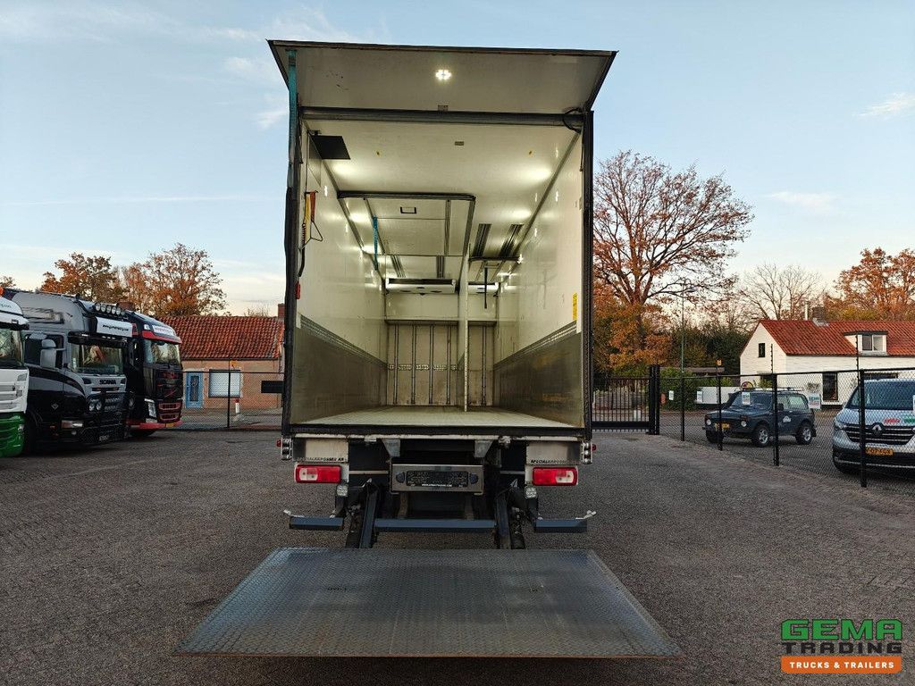 DAF XF 450 FAS 6x2 Superspacecab Euro6 - Kühl-/Gefrierkombination 9,5 m + Carrier Supra 1250 mt + Ladebordwand 2500 kg - 331.000 km Original!