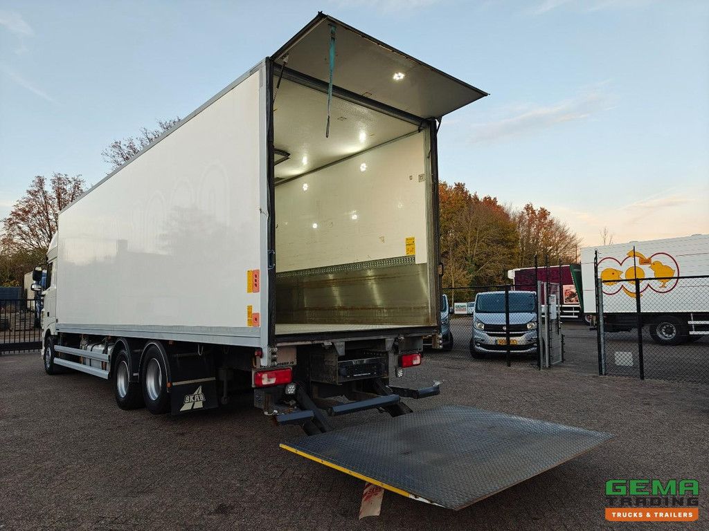 DAF XF 450 FAS 6x2 Superspacecab Euro6 - Kühl-/Gefrierkombination 9,5 m + Carrier Supra 1250 mt + Ladebordwand 2500 kg - 331.000 km Original!