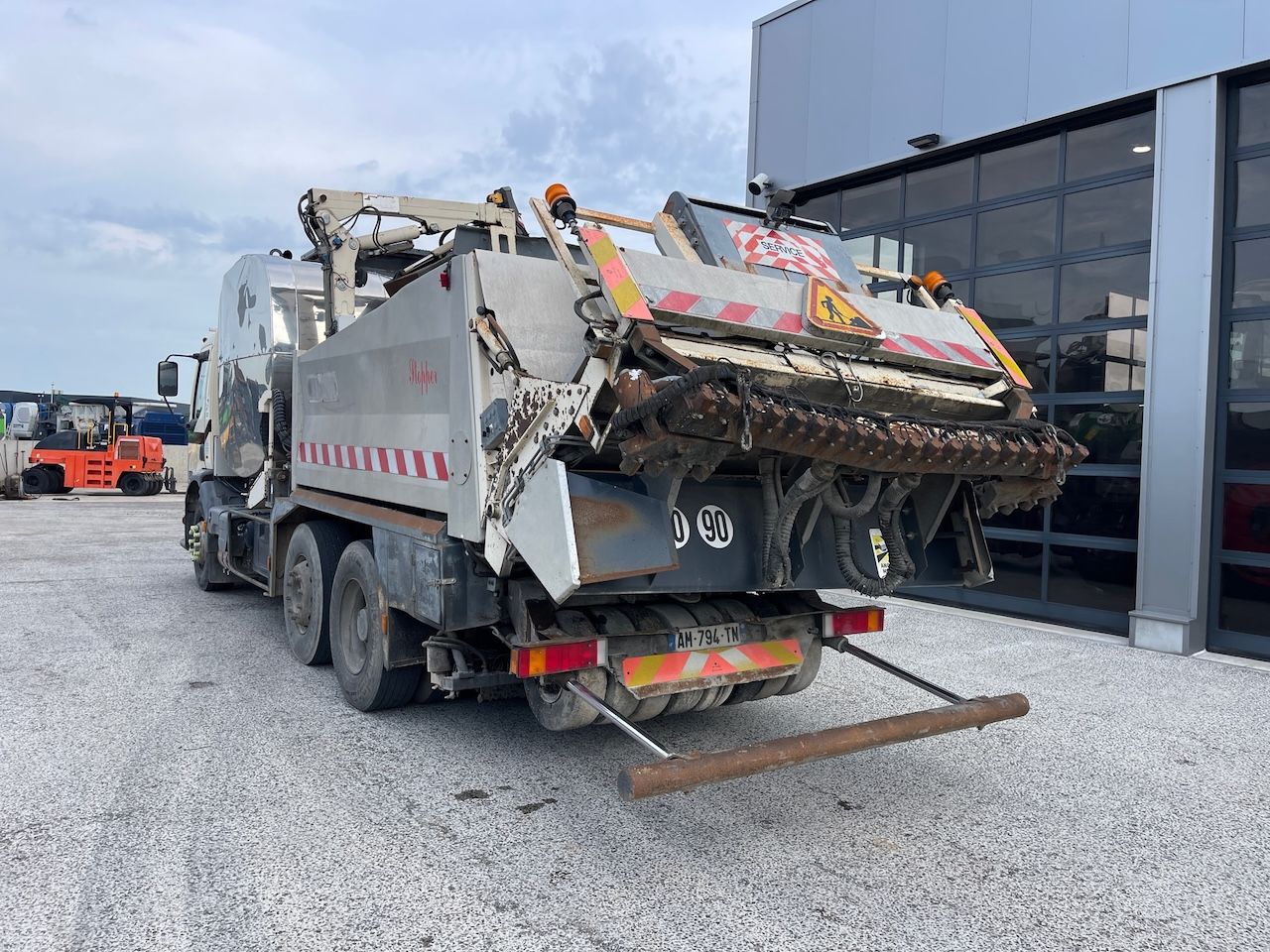 Renault Premium 370 DCI Secmair 5000 liter Bitumen sprayer