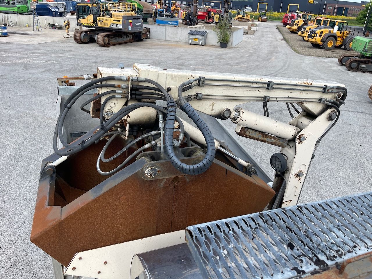 Renault Premium 370 DCI Secmair 5000 liter Bitumen sprayer