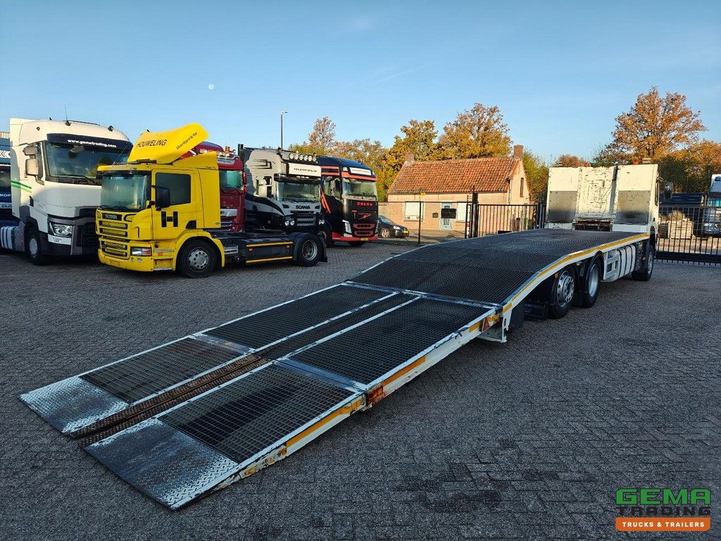 Volvo FM 300 6x2/4 Daycab Euro4 - Loading ramp/Machine Transporter 8.38m + 6.6T winch - Double ramps - Grid floor