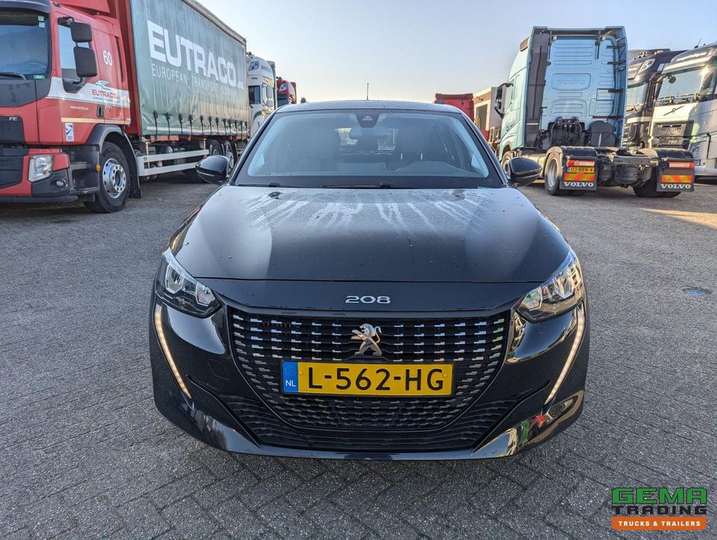 Peugeot 208 1.2 PureTech Active Pack - 67000km - Manual transmission - Navi - LMV - Carplay - 05/2026APK