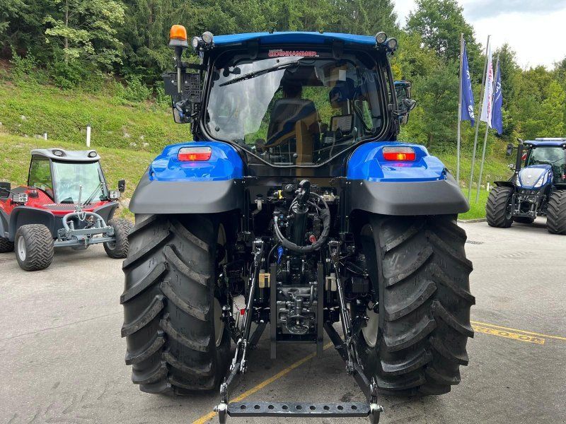New Holland T6.145 Dynamic Command SideWinder II