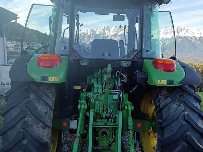 John Deere 5720