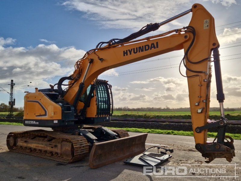 Hyundai HX235LCR