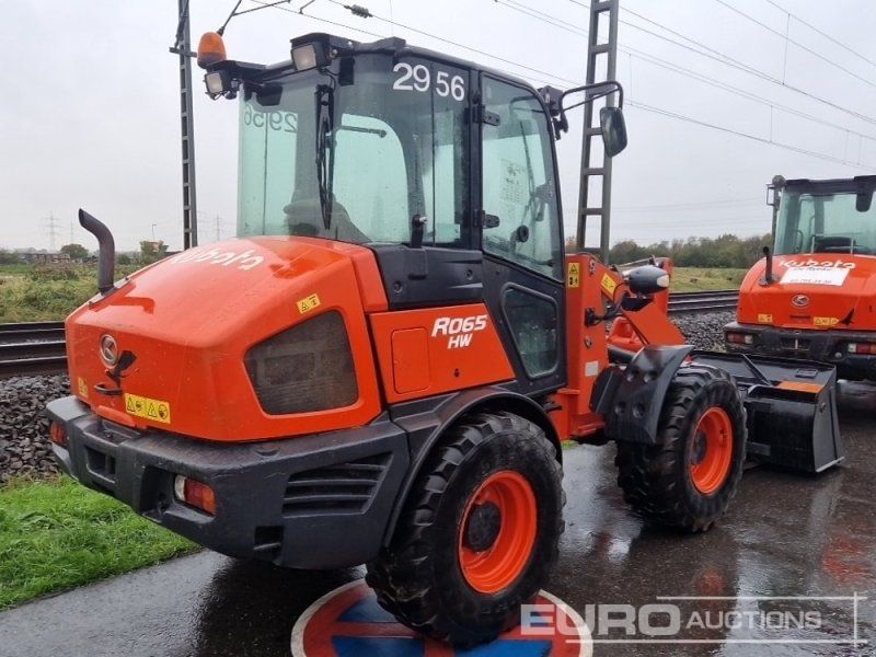 Kubota R065
