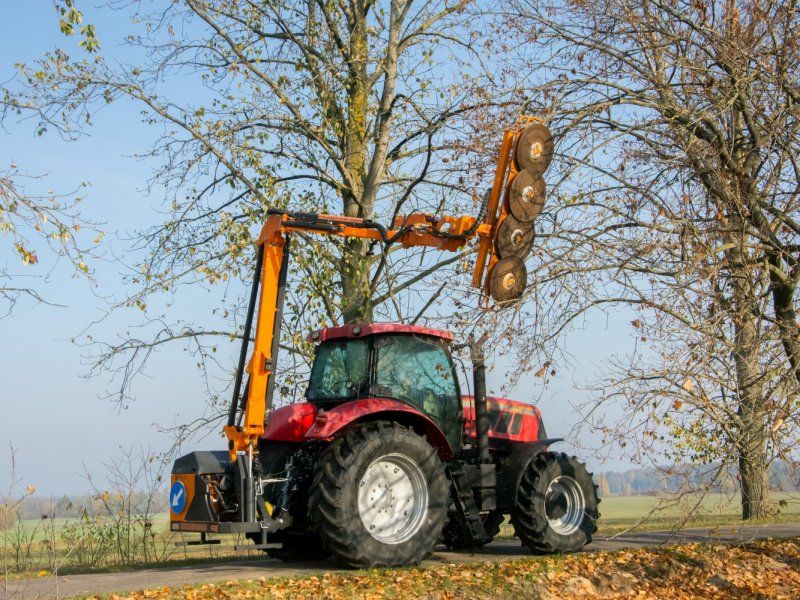 Pronar WWT Auslege Mulchkf Astschere Astsäge