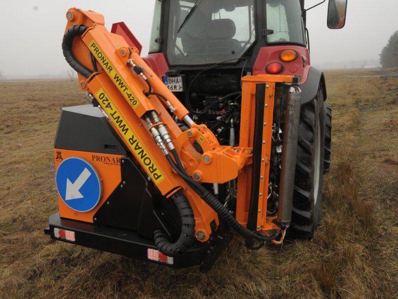 Pronar WWT Auslege Mulchkf Astschere Astsäge